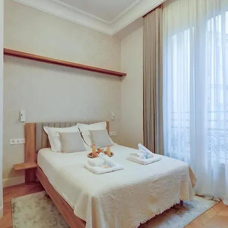 Bluestay 866 - Superb In *